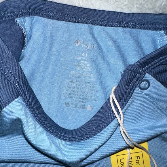 NWT Kyte Shortall - Picture 3 of 3